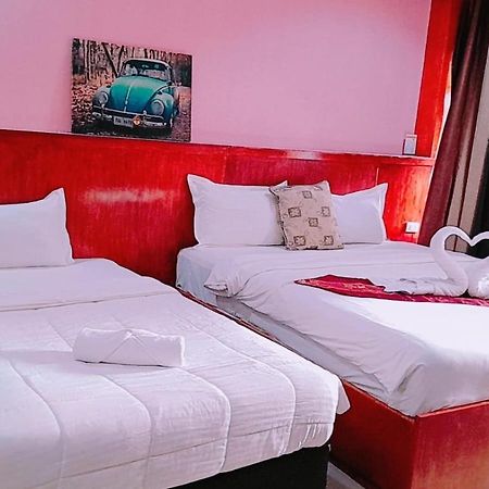 New Pind Balluchi Inn Pattaya Bagian luar foto