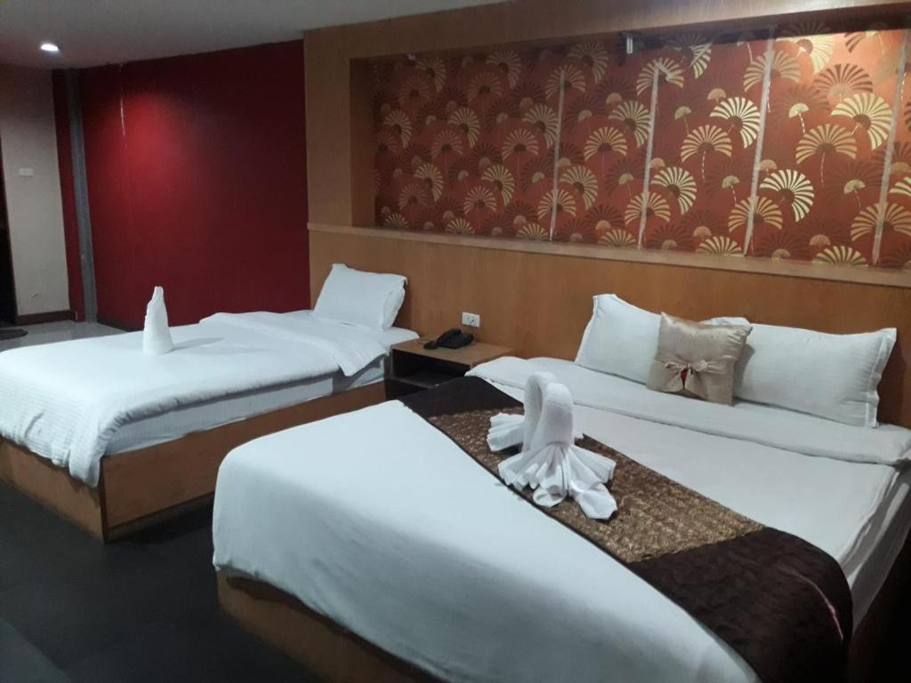 New Pind Balluchi Inn Pattaya Bagian luar foto
