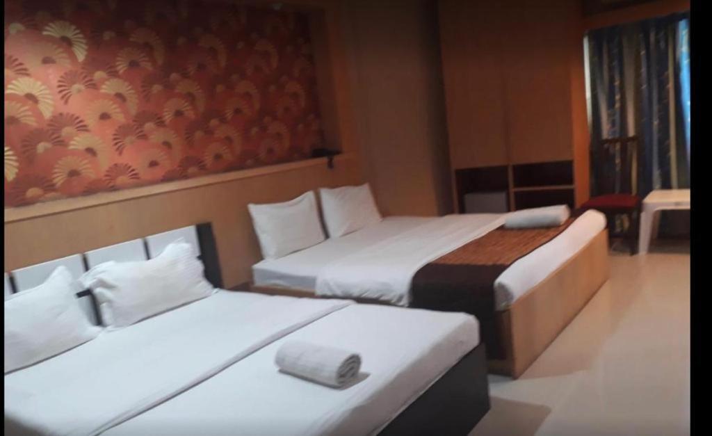 New Pind Balluchi Inn Pattaya Bagian luar foto