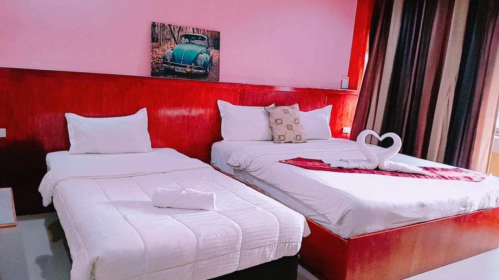 New Pind Balluchi Inn Pattaya Bagian luar foto