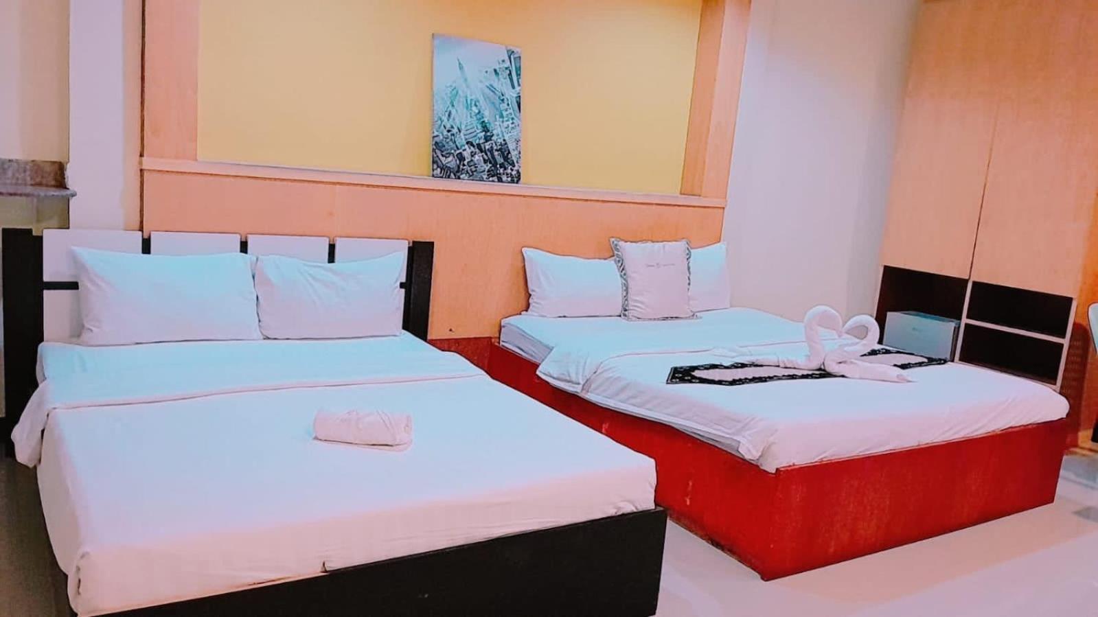 New Pind Balluchi Inn Pattaya Bagian luar foto